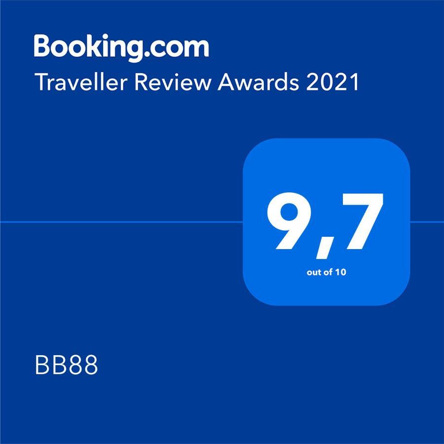 Bb88 Bed & Breakfast Леуварден Екстериор снимка